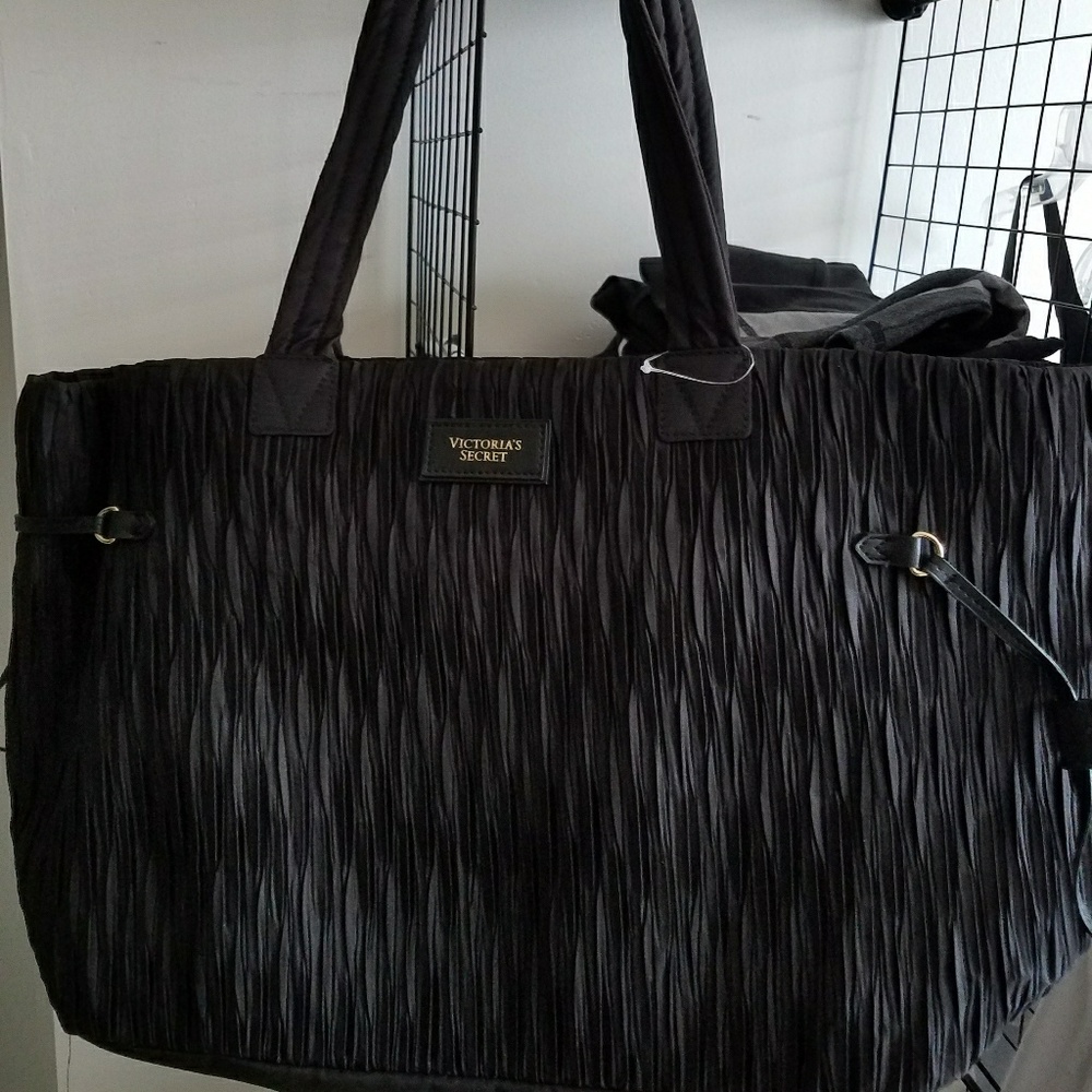 NEW VICTORIA'S SECRET TOTE