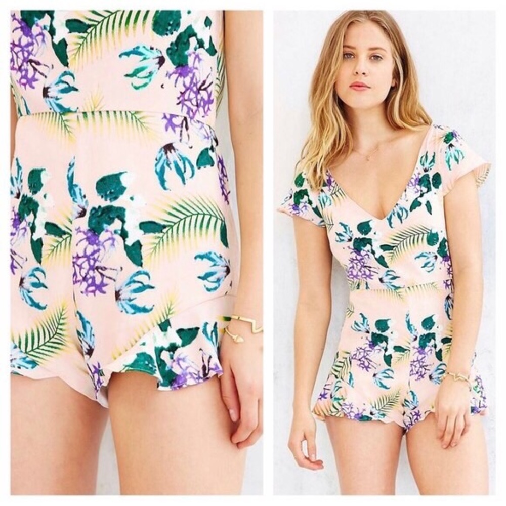For Love and Lemons x UO Floral Romper