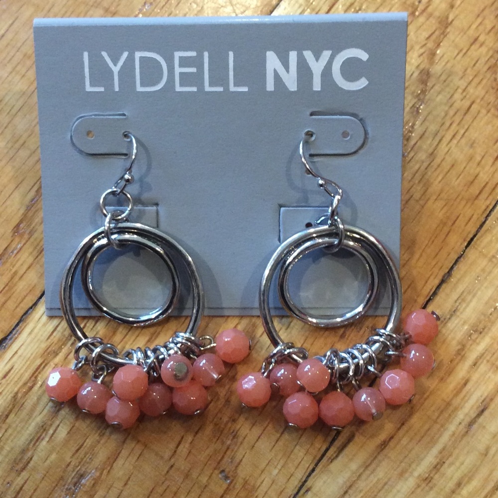 Earrings - Picture 2 of 3
