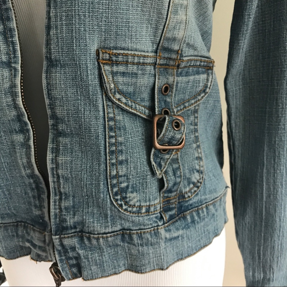 Blue Jean Jacket - Picture 3 of 5