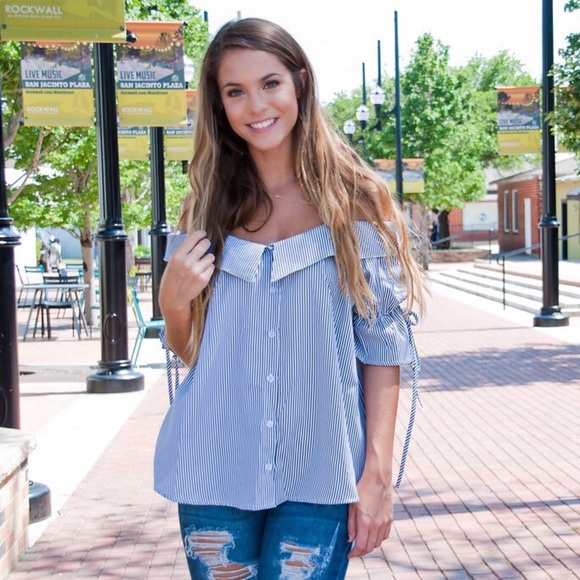 Preppy stripe button up - Picture 2 of 7