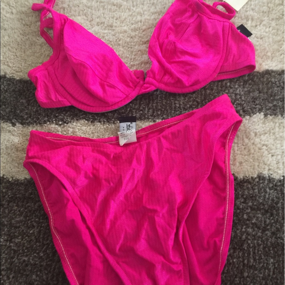 SWIM BLOWOUT! Brand New Catilina  BRIGHT Sz 10 CUT