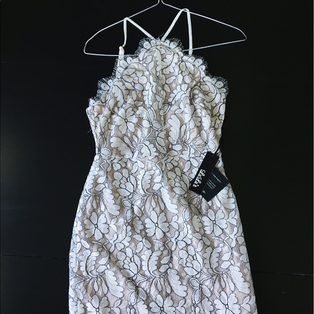 LIMITED TIME!!!! Brand New Lulu's Lace Dress
