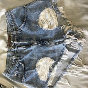 Levi's High Waisted Shorts (destroyed)