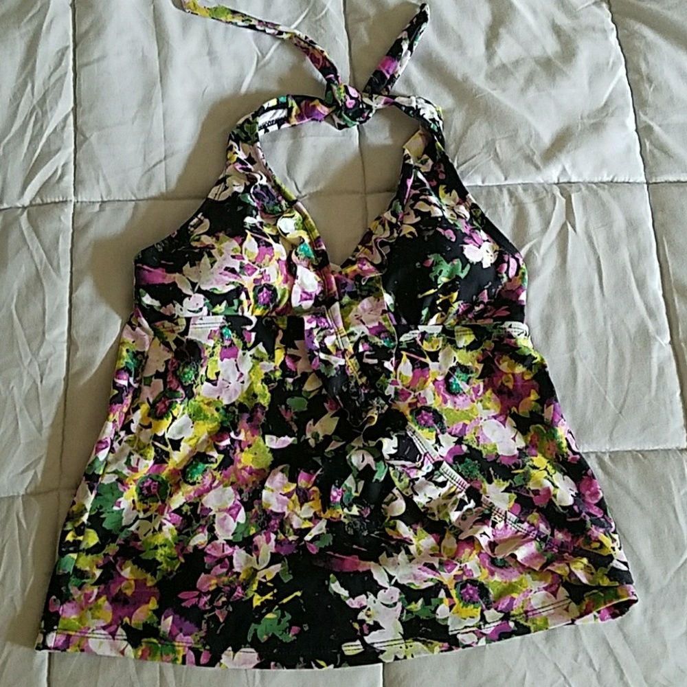 Floral halter style tankini top Size Medium