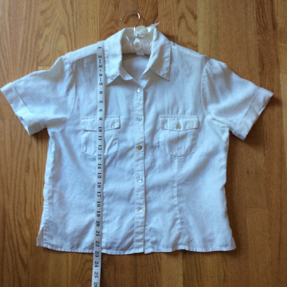 white 100% linen ⭐️ button up ⭐️ short sleeves ⭐️ - Picture 4 of 6