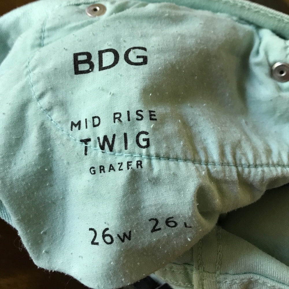 BDG Jeans - Picture 5 of 5