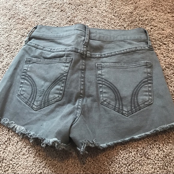 Hollister high waisted shorts grey size 1 - Picture 2 of 3