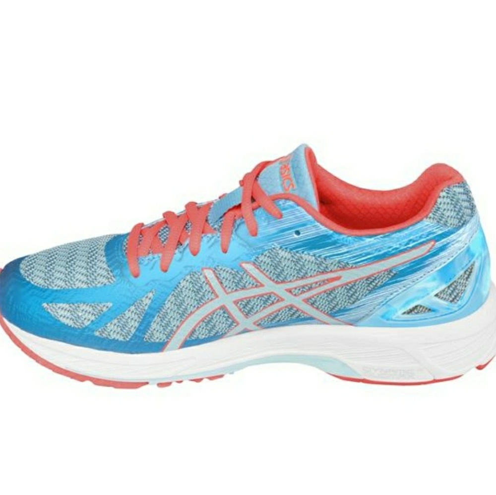 Like new ASICS Gel DS Trainer 22 T770N