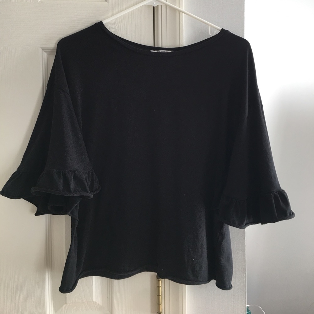 Zara ruffle sleeve top