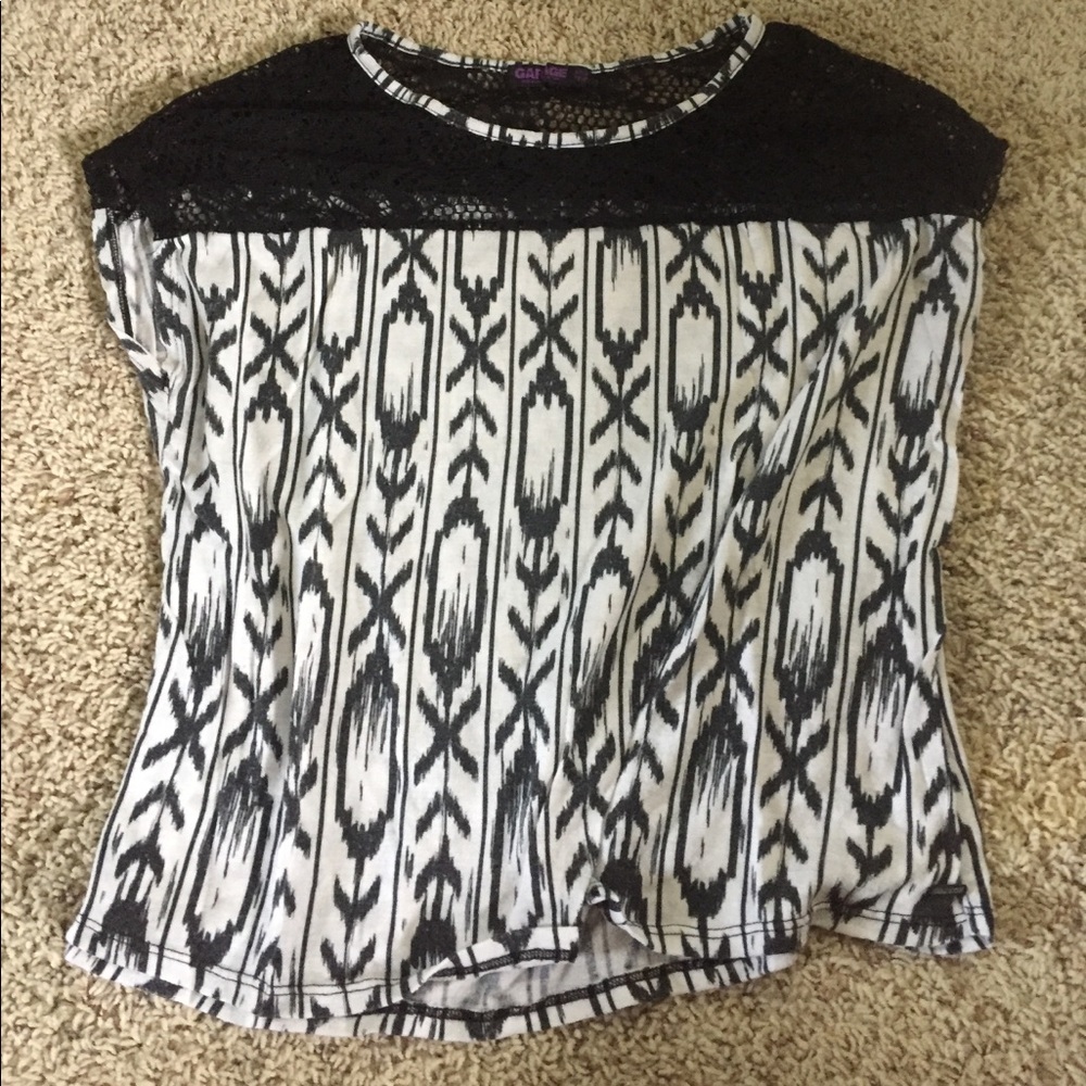 Garage XS/S Aztec Black and White Sleeveless top