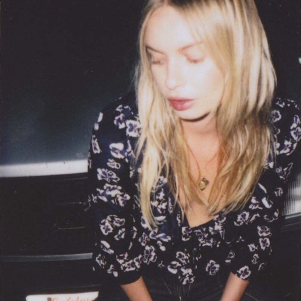 New without tags realisation par the Cher top