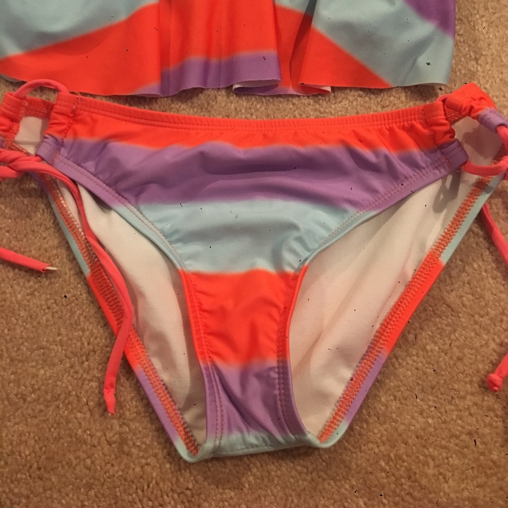 Multi colored bikini - Picture 3 of 4