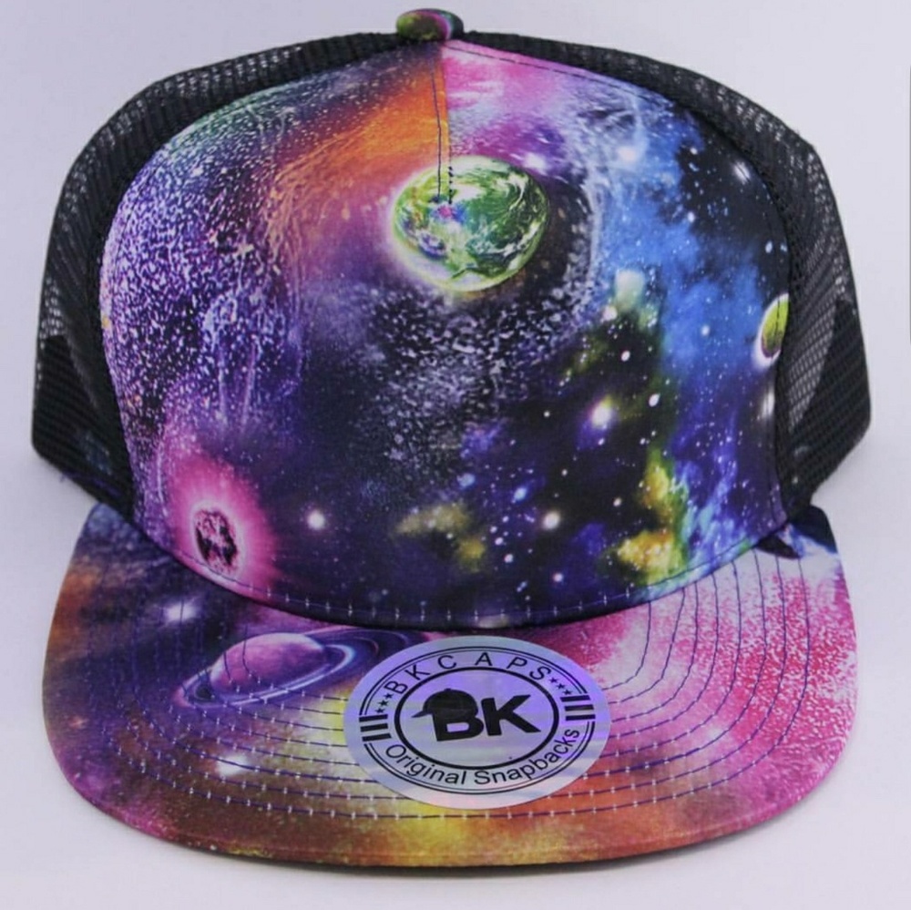 Galaxy mesh snapback