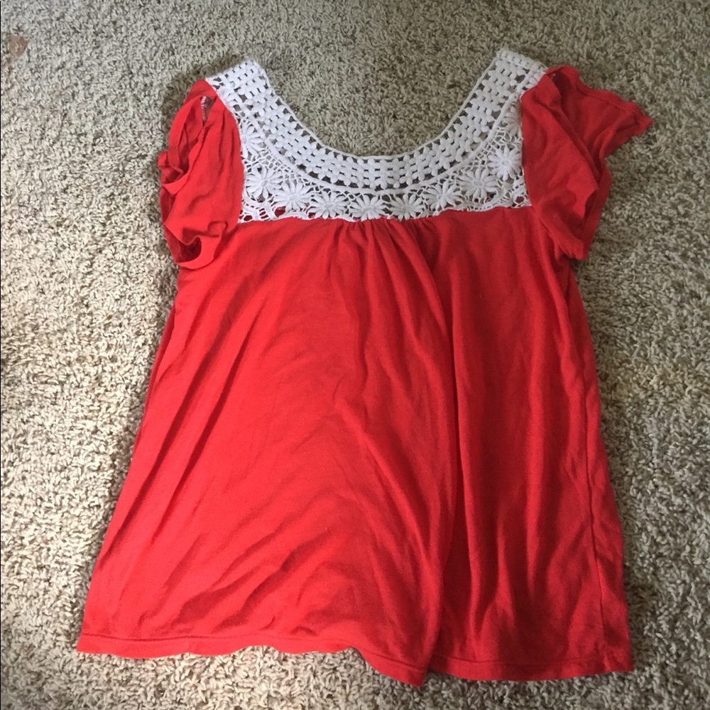 American Eagle 🦅 Xs Red Top with Crochet top