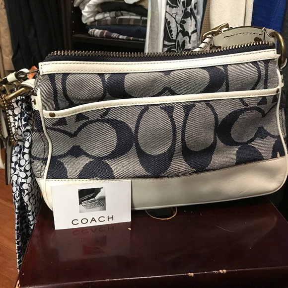 Authentic Coach Purse - Picture 3 of 3