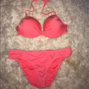 Gorgeous padded bra swimsuit set