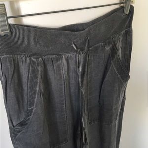 Anthropologie Cloth & Stone grey jogger pants