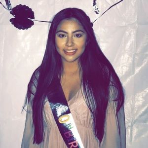 Meet your Posher, Sabrina