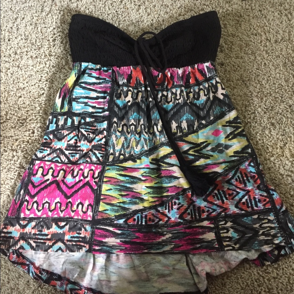 NWOT Small Billabong Strapless Aztec Top wTassels