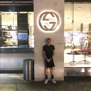 Meet your Posher, Jace