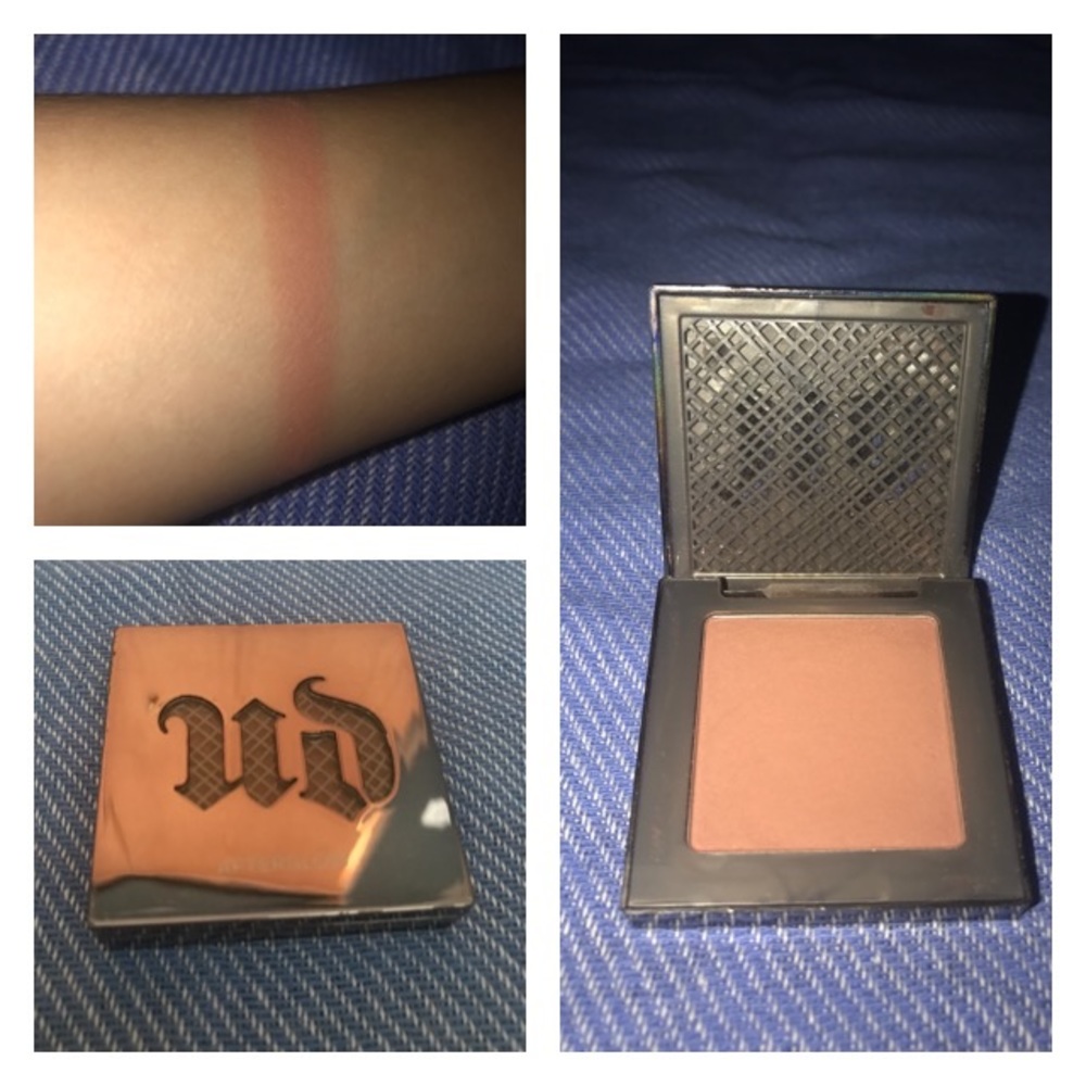Urban Decay After Glow Blush in Video - Picture 1 of 1