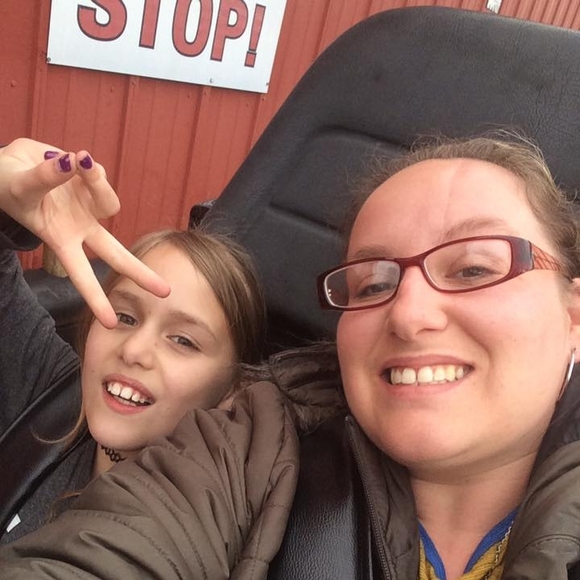 Meet your Posher, Beth - Picture 1 of 1