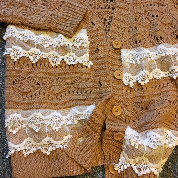 Crochet sweater - Picture 2 of 3