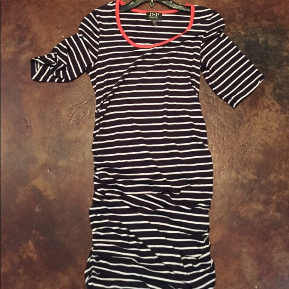 Maternity dress