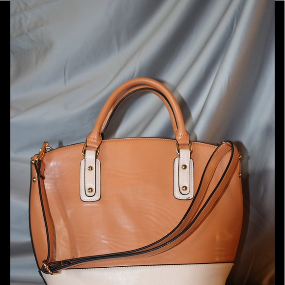 Purse - Picture 2 of 3