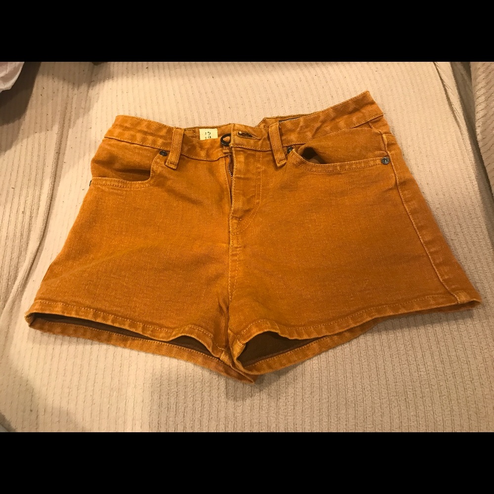 Volcom high waisted shorts