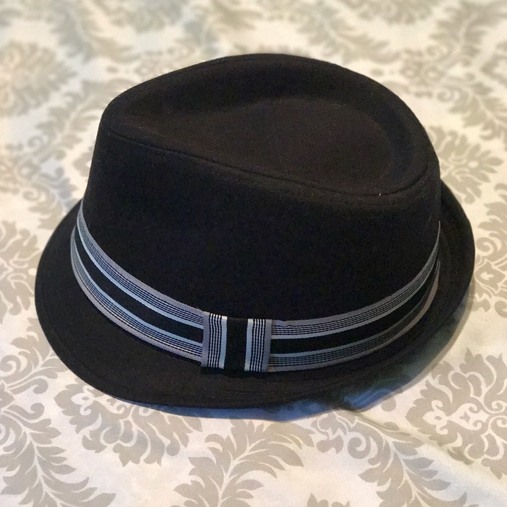 granule men's fedora hat. EUC. Size not indicated
