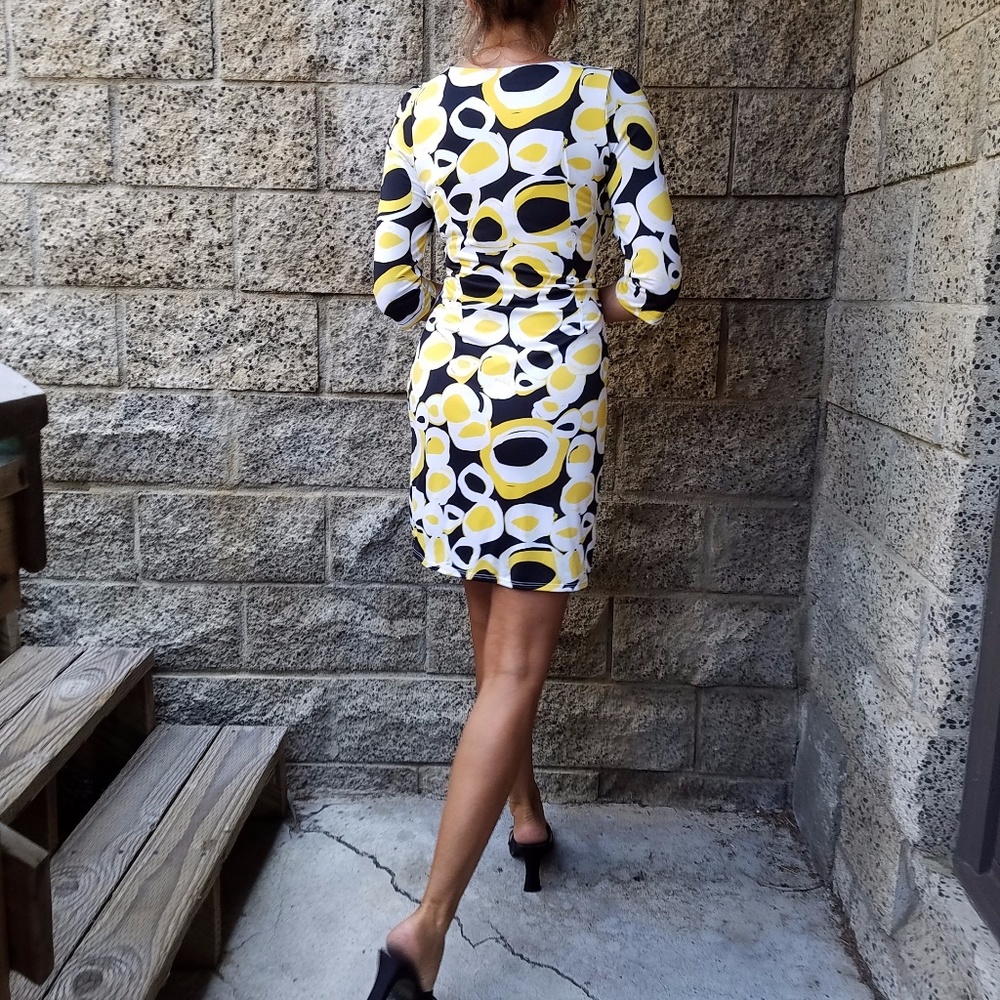 Dress - Picture 2 of 5