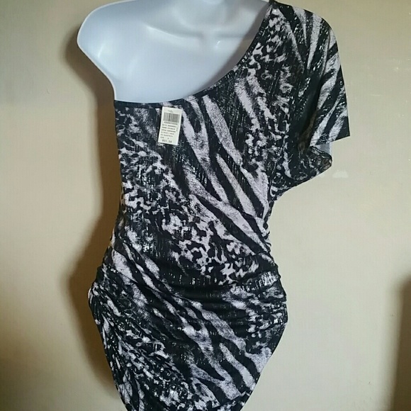 🚫🚫SOLD🚫🚫 Wetseal size small - Picture 2 of 2