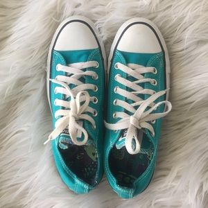 Turquoise Converse 💙