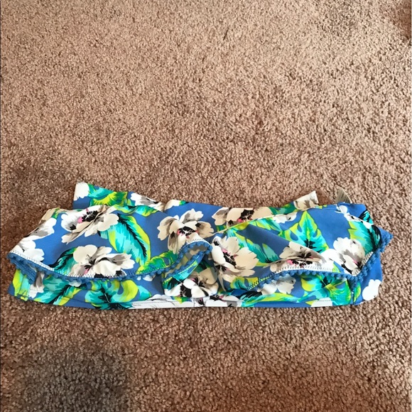 Hollister bikini top size medium - Picture 1 of 2