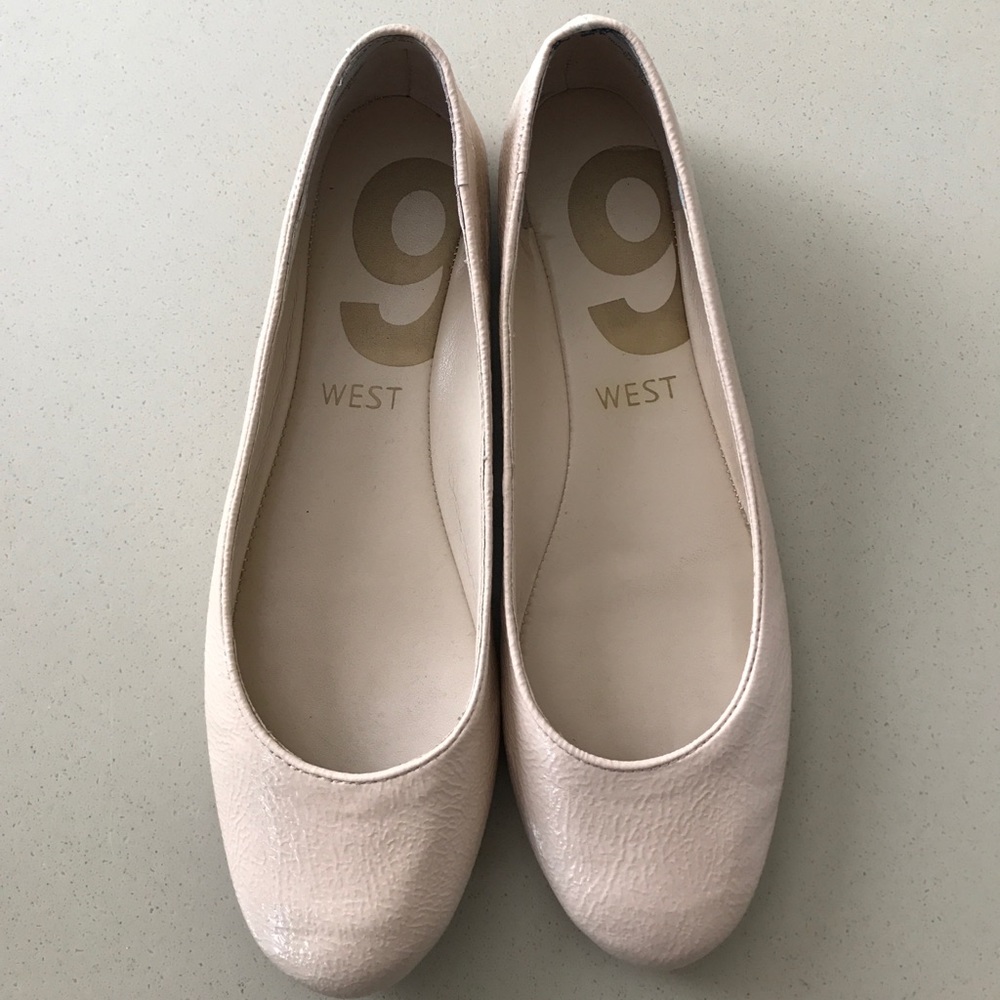 Nine West nude flats