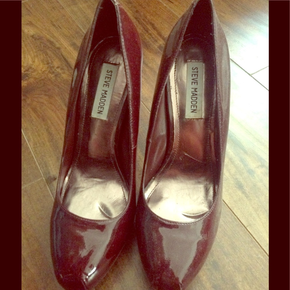 NWOT Steve Madden heels