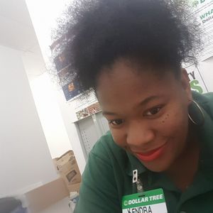 Meet your Posher, Kendra