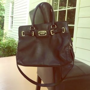 MICHAEL KORS Black Leather Purse