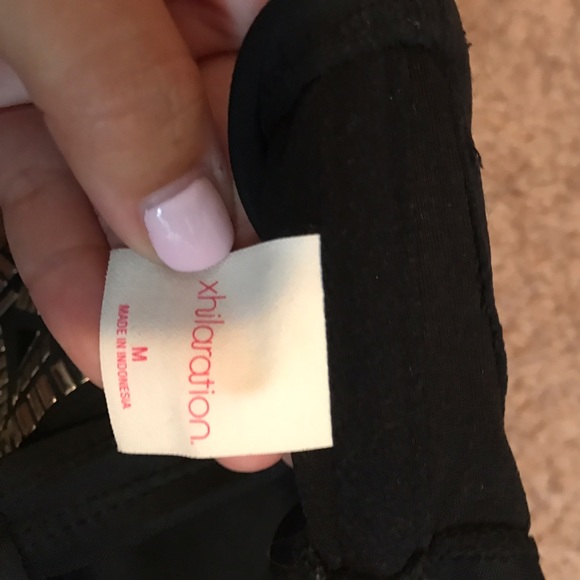 Target bikini top size medium - Picture 2 of 2