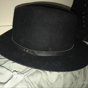 hat