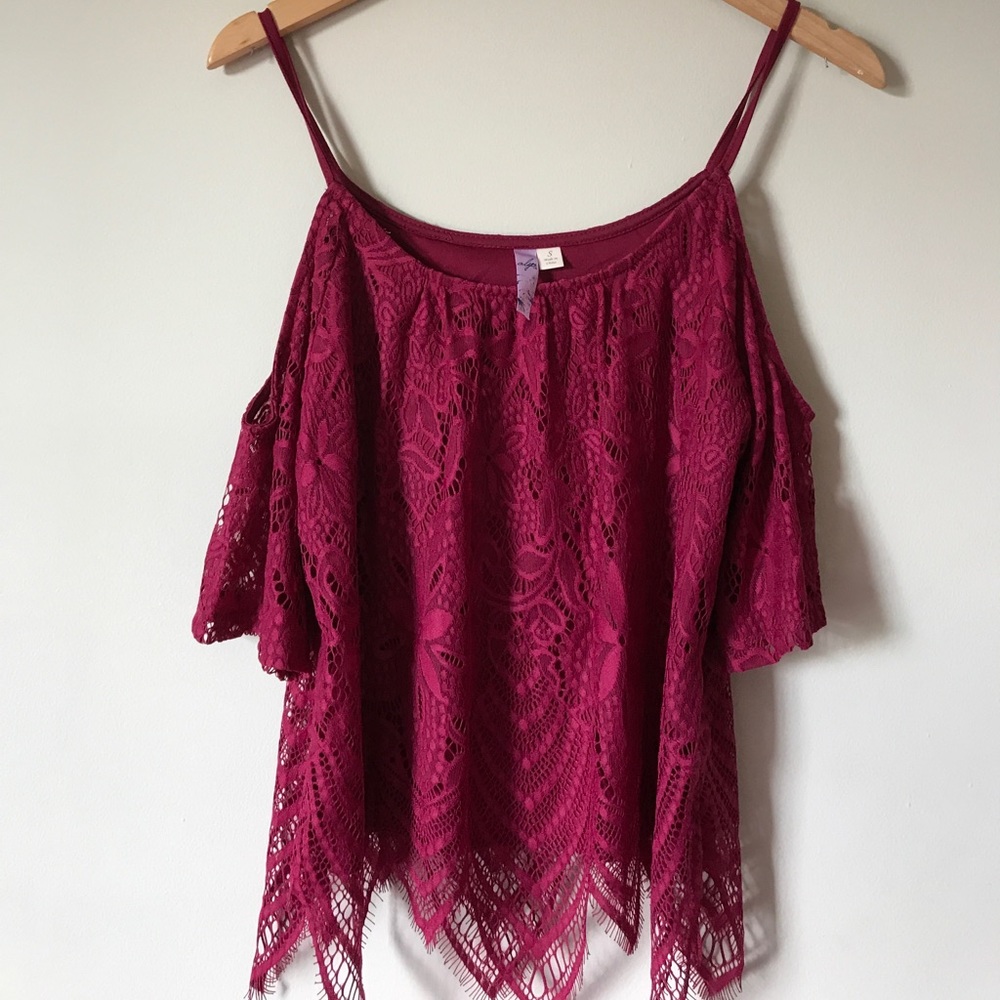 Franchesca's cold shoulder top