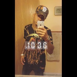 Meet your Posher, Justin