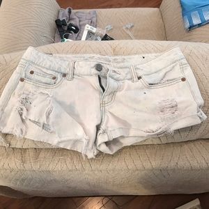 American Eagle bleached denim shorts sz 8