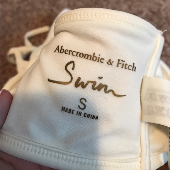 Abercrombie & fitch bikini top size small - Picture 2 of 2