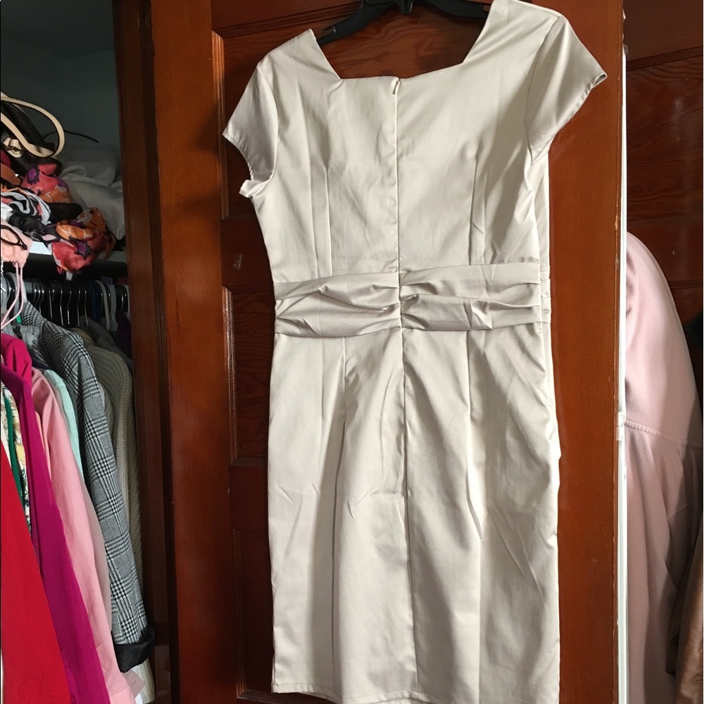 Dress - Picture 2 of 2