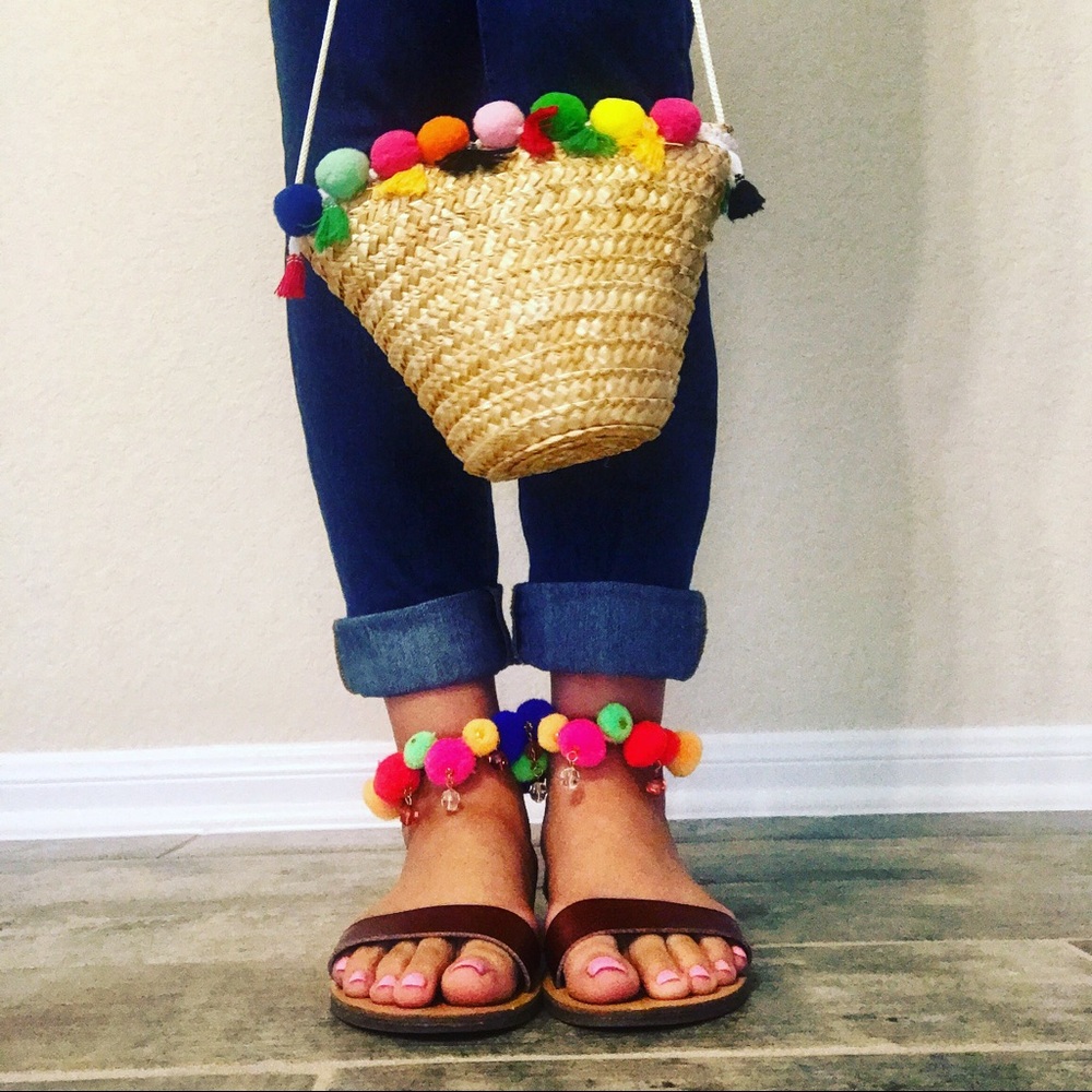 Pom Pom purse!