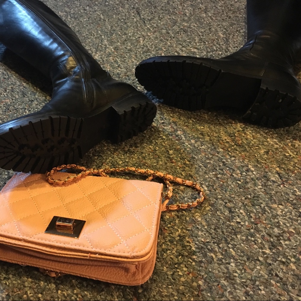 Boots - Picture 4 of 4