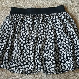 Forever 21 Flowered Patterned Flowy Skirt